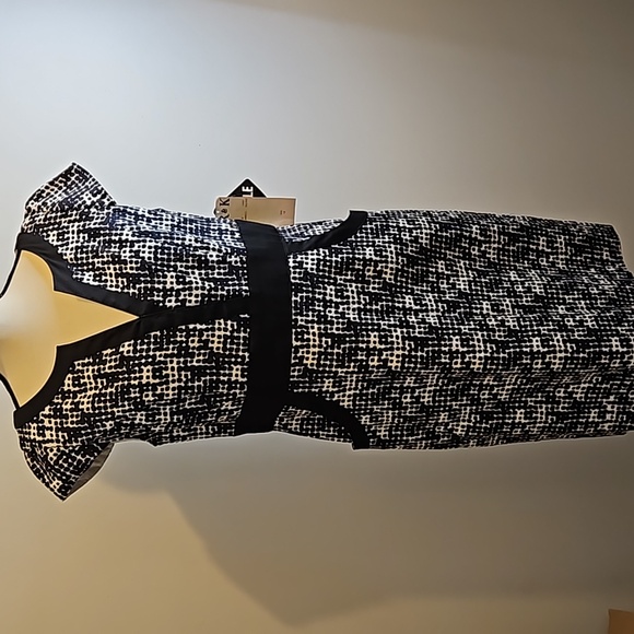 R&K Originals Black & White Dress W/Pockets Size 12 #W-658 - Picture 1 of 12